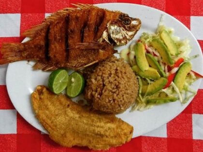 Almuerzo en islas del rosario