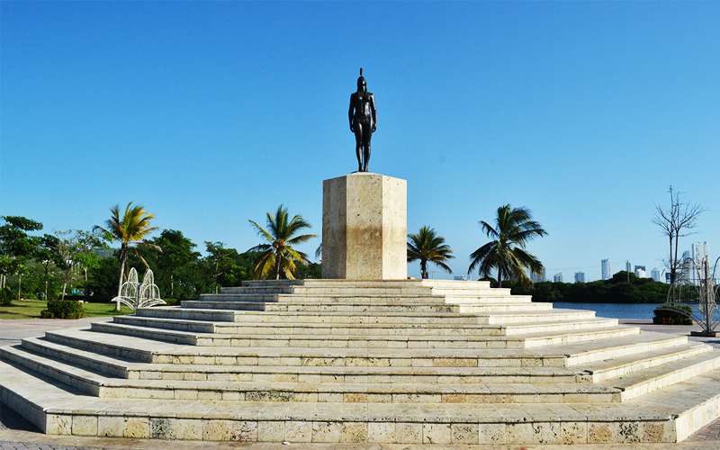 Monumento India de Catalina