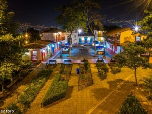 Pueblito paisa-min