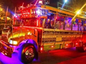 Chiva Rumbera en Santa Maarta