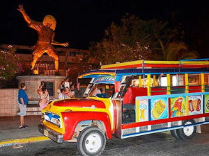 Chiva rumbera Santa Marta