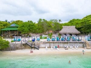 Sol-y-Papaya-islas-del-rosario