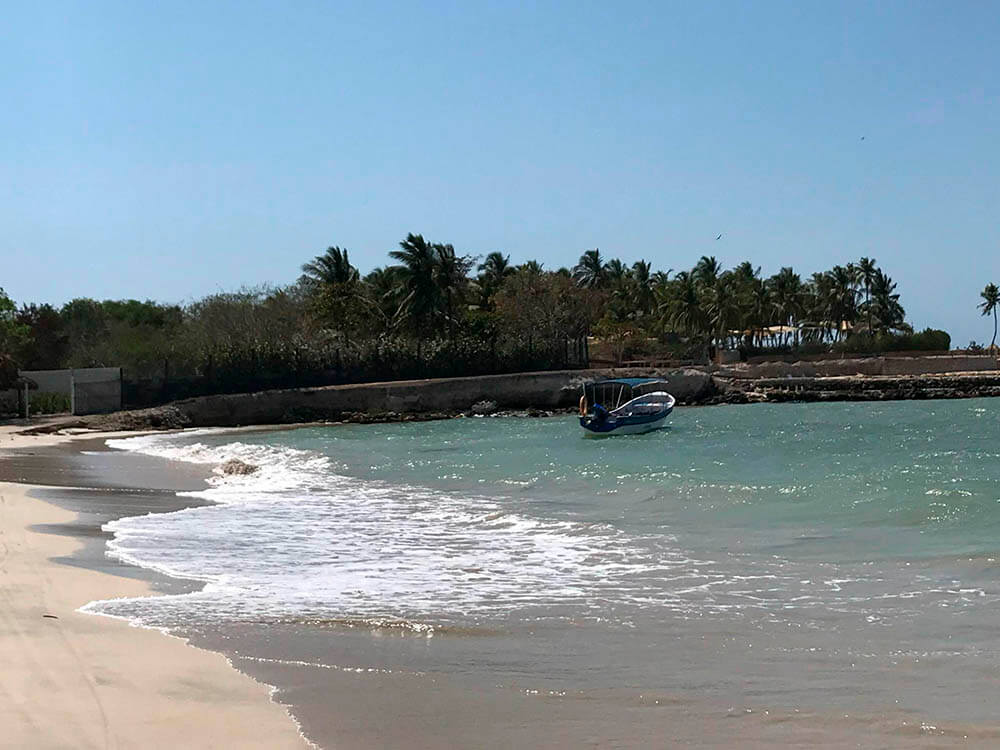 Tour por Punta Arena tierra Bomba (1)