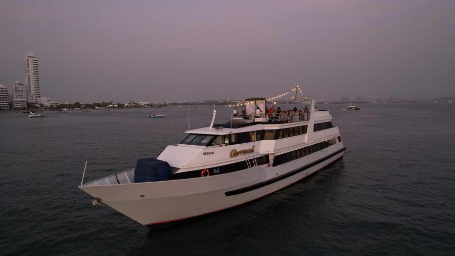 carrusel atardecer yate cartagena