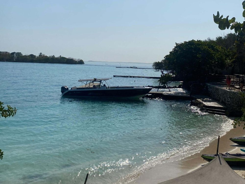 Tour por Paue beach club - Abordak (2)